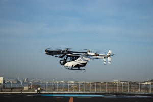 SkyDrive 在大阪关西博览会上展示 SD-05 eVTOL 的公开飞行