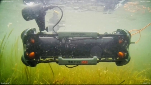 四川省委副书记、省长施小琳调研潜行创新，强调以科技创新赋能产业升级，绘制水下智能装备发展新蓝图