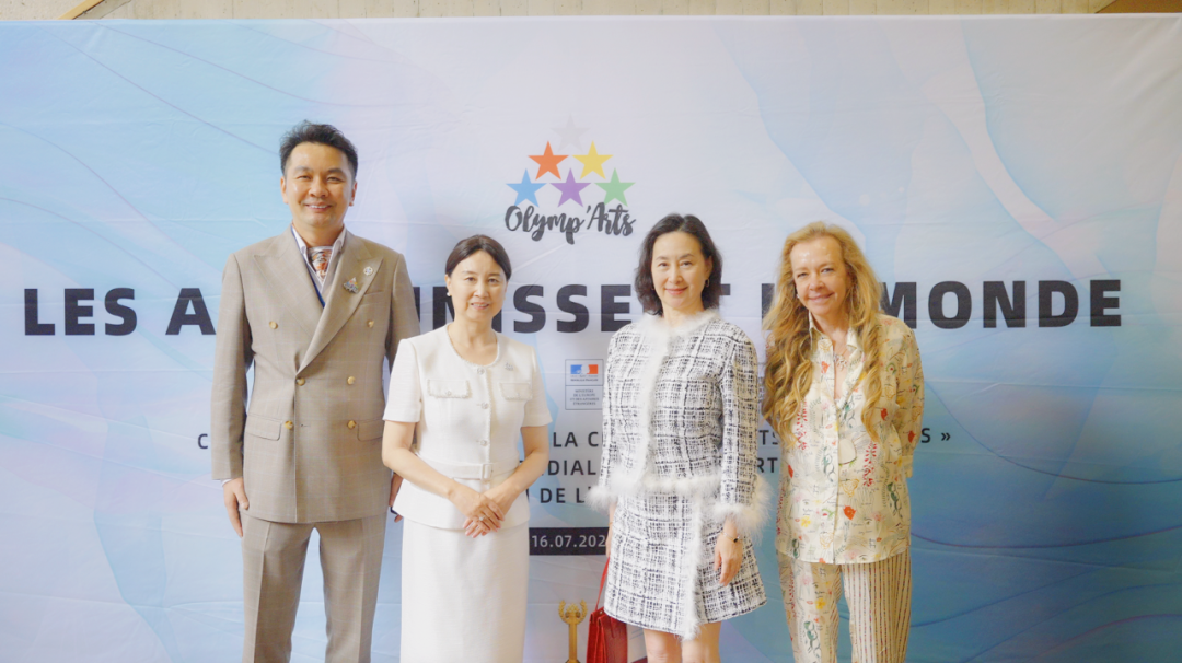 世界低空经济艺术发展委员会正式揭牌，石哲元被任命为全球主席，何超琼为荣誉主席!