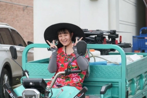 周末到河北，打药不喊累：00后女飞手的“双城”生活