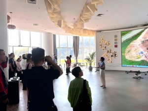 强国复兴有我・铸牢中华民族共同体意识