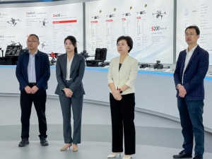 竹山县委副书记、县长王丽媛调研普宙科技