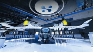 沃飞长空携手杭实集团亮相数贸会，勾勒未来出行图景