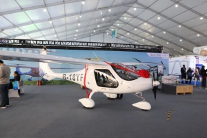 锐翔RX1E-A圆满交付，零重力飞机工业硬核亮相天津直博会